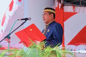 Wakil Bupati sedang menyampaikan amanah pada upacara Hari Lahir Pancasila dan Hari Kebangkitan Nasional Tahun 2023.