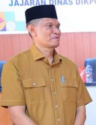 Drs. H Rifaid M.Pd, Kepala Dinas Pendidikan Pemuda dan Olahraga Kabupaten Dompu.